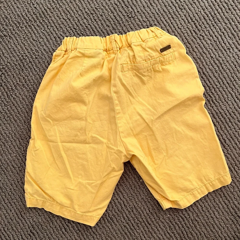 Cute boys yellow shorts. Size 8-9. Worn maybe once. - Picture 2 of 3
